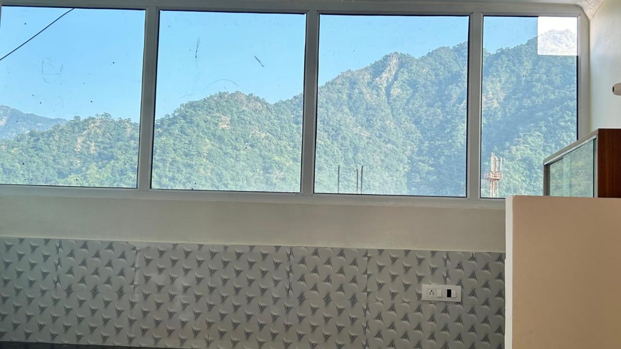 Chandra Palace Rishikesh Exterior photo