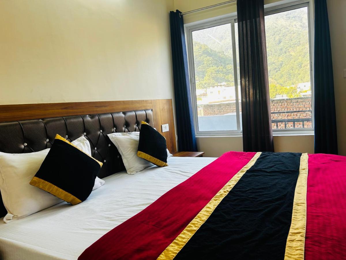 Chandra Palace Rishikesh Exterior photo