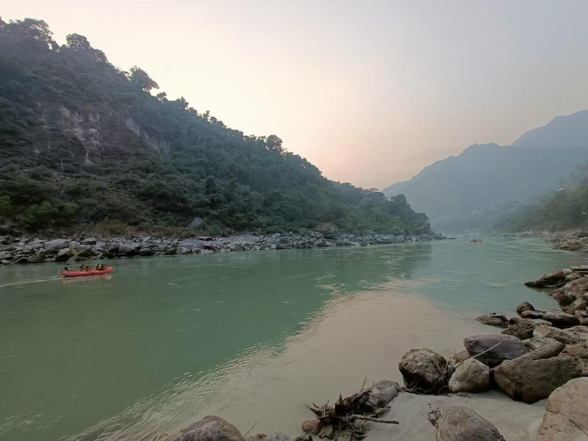 Chandra Palace Rishikesh Exterior photo
